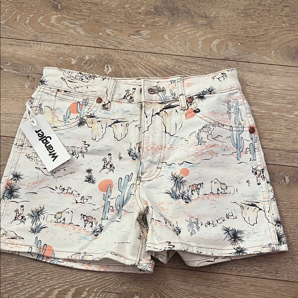 Wrangler Women's Desert Print Jean Shorts - Cream